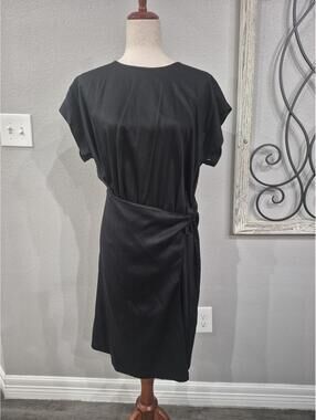 SHAINA MOTE Black Midi Dress Size 6
